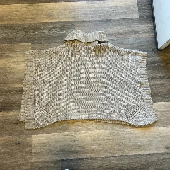 ANTHROPOLOGIE Women’s Moth Poncho Wool Knit Alpaca One size - Picture 12 of 12